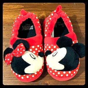 Mickey and Minnie Mouse slippers, sz 9/10